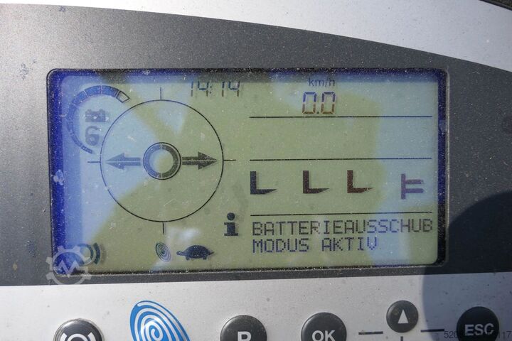 Empilhador retrátil Still FM-X 20