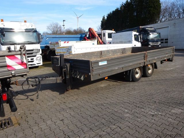 Remolque de plataforma baja BLOMENRÖHR 692/8900 Tandem-Anhänger mit 2 Achsen