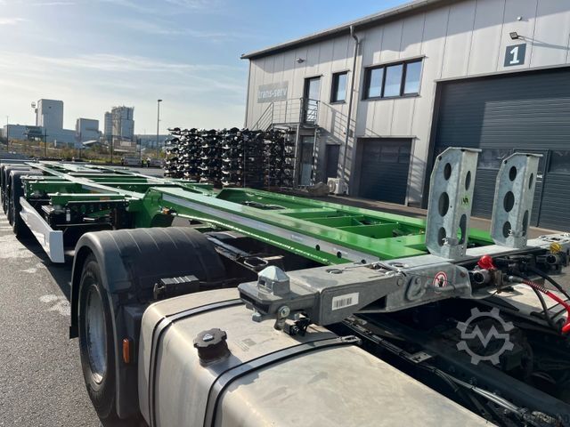 Wissellaadbak oplegger WIELTON Multichassis Fahrgestell 45,40HC,40, 2x20