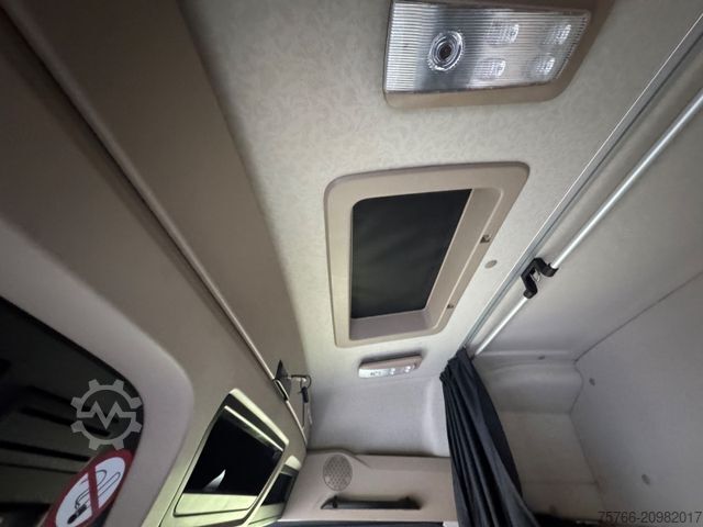 Drikkevarelastbil MERCEDES-BENZ ACTROS 2540 L/ 2 x LBW / LENKACHSE / KOMPLETTZUG