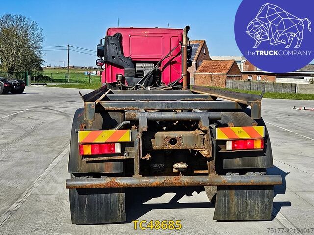 Chassis met cabine DAF 85 CF 360