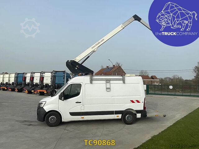 Hefplatform Renault Master 145.35 Nacelle