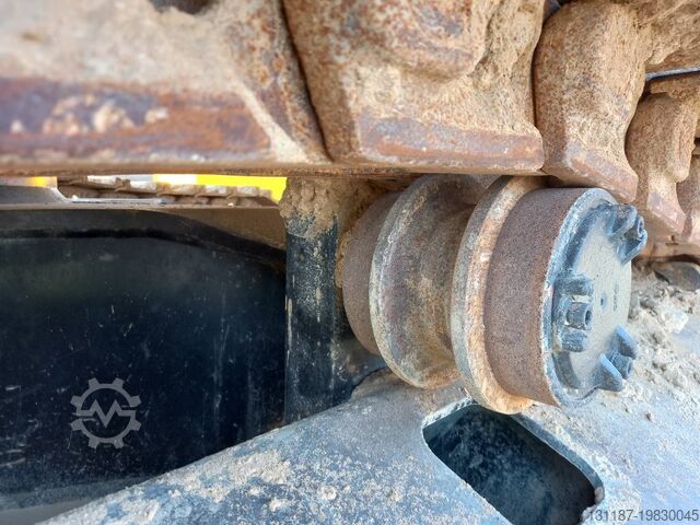 Rupsgraafmachine Caterpillar 350 (Abu Dhabi)