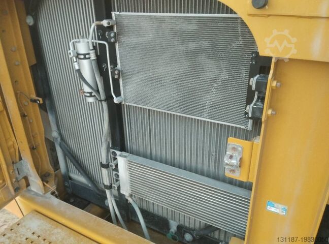 Raupenbagger Caterpillar 395 (Saudi Arabia)