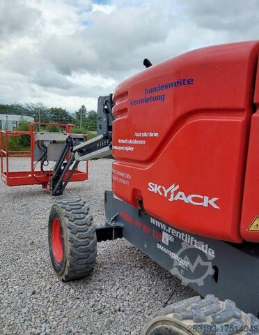 Hoogwerker zelfrijdend Skyjack SJ46 AJ Diesel 16m