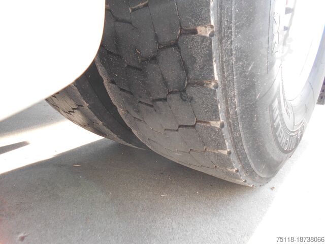 Vrachtwagens voor gevaarlijke stoffen MAN TGX 18.480 XL - ADR