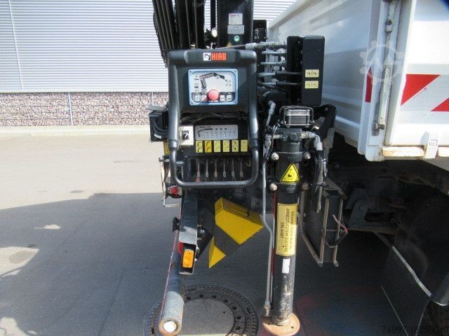 Sklápěcí vůz IVECO ML140E25K  / HIAB  XS 088 / Funk / Greifer