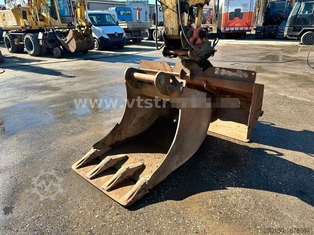 Mobiele graafmachine KOMATSU PW160 Mobilbagger inkl Schwenklöffel,Tieflöffel