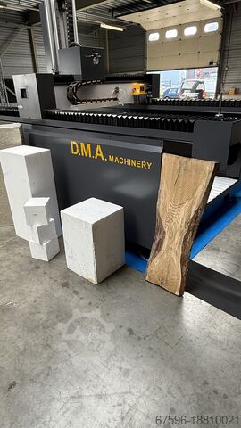 Megmunkálóközpont DMA Machinery CNC-ULRTA Z-as 900mm