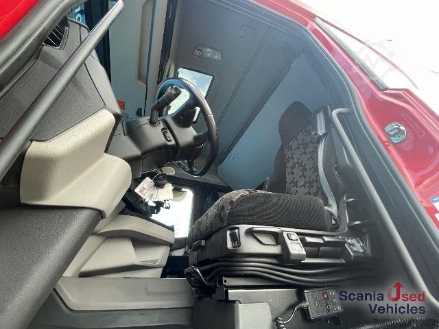 Standard tractor unit Scania R 410 A4x2NA RETARDER LED NAVI