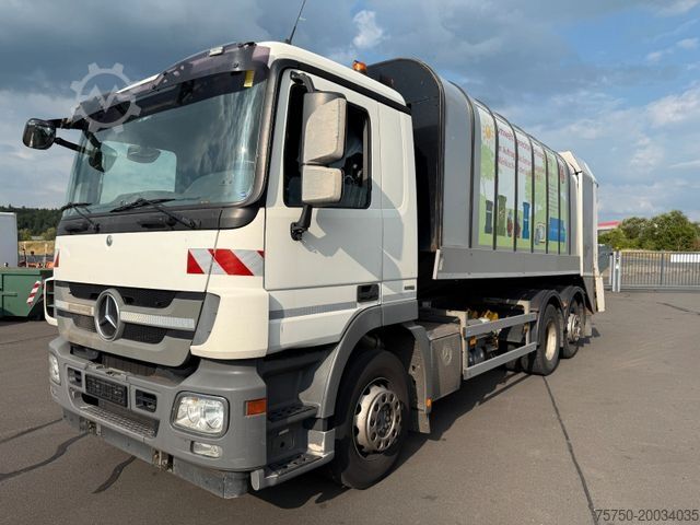 Vuilniswagen MERCEDES-BENZ Actros MP3 2532 6x2 Faun Rotorpress 521