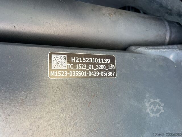 Stivuitor electric cu 4 roți Linde E25H-01/600