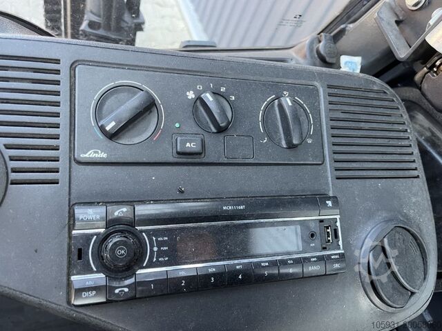 Stivuitor electric cu 4 roți Linde E25H-01/600