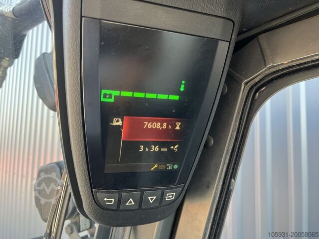 Stivuitor electric cu 4 roți Linde E25H-01/600