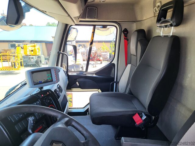  Renault D26 Wide
