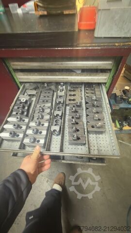 Centrum tokarsko-frezarskie CNC NDM, Fadal, Excel NDM16, NDM25, NDM40, Excel-810, Fadal