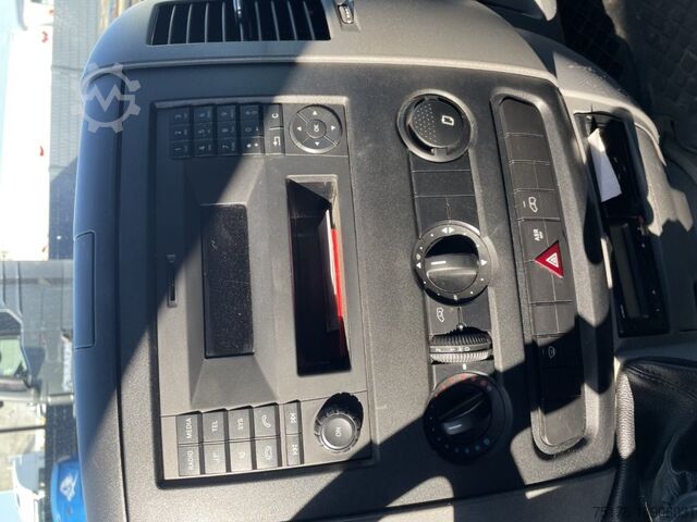 Platformwagen dubbele cabine MERCEDES SPRINTER 516 CDI - 64 558 KM