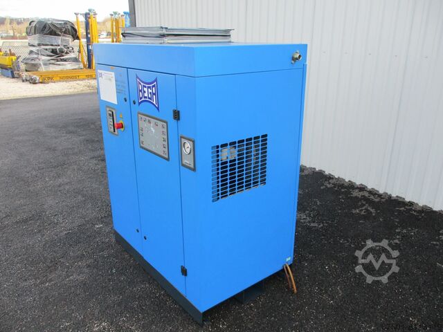 Κοχλιοφόρος συμπιεστής Συμπιεστής WORTHINGTON - CREYSSENSAC 30 kW 4.6 m3/h ( 2042) + trockner