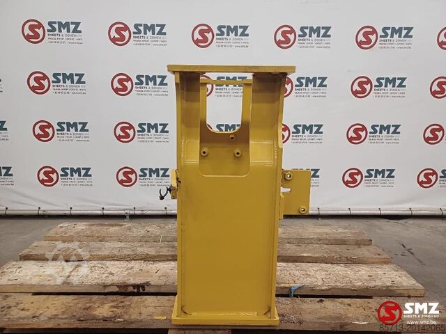 Şasi parçası Caterpillar Mounting main valve control Caterpillar