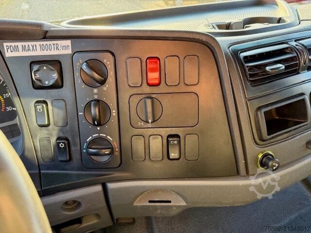 Platforma de încărcare Mercedes-Benz Axor 1824 Kran Hiab 144 D Funk / Voll Blatt / E...