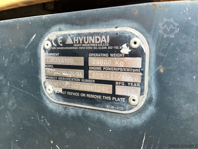 Rupsgraver Hyundai Robex 235 LCR-9A