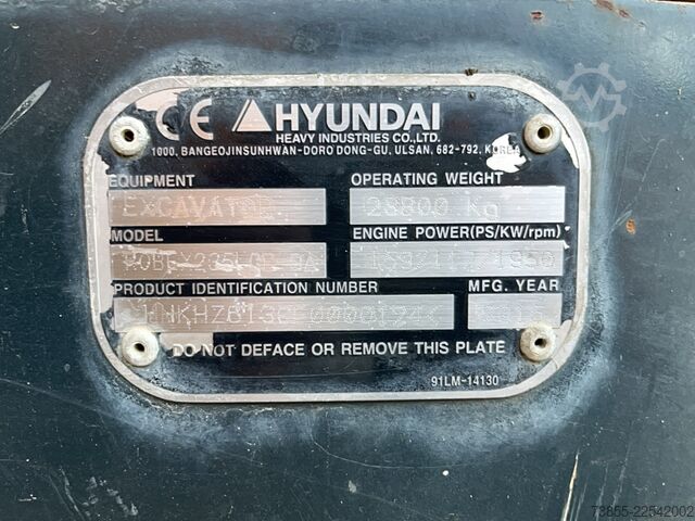 Rupsgraver Hyundai Robex 235 LCR-9A