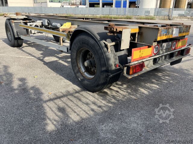 Zamenljiva šasija Kögel KOGEL AWZ18