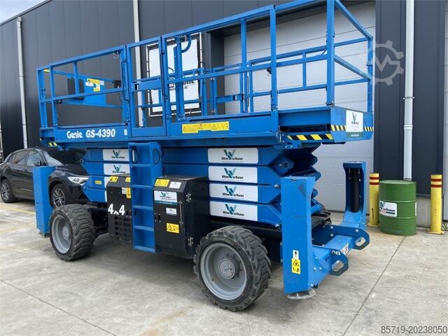 Schaarlift Genie GS4390RT (3214)