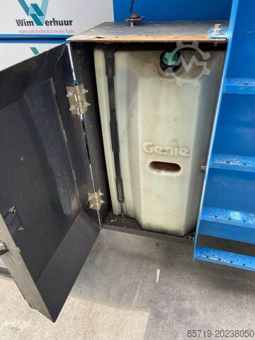 Schaarlift Genie GS4390RT (3214)