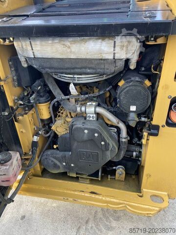Carregador CAT 226 D3 (5867)