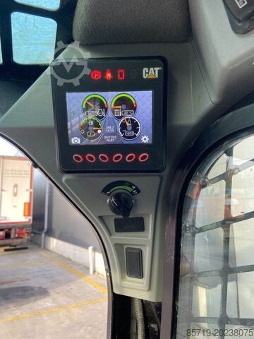 Carregador CAT 226 D3 (5867)
