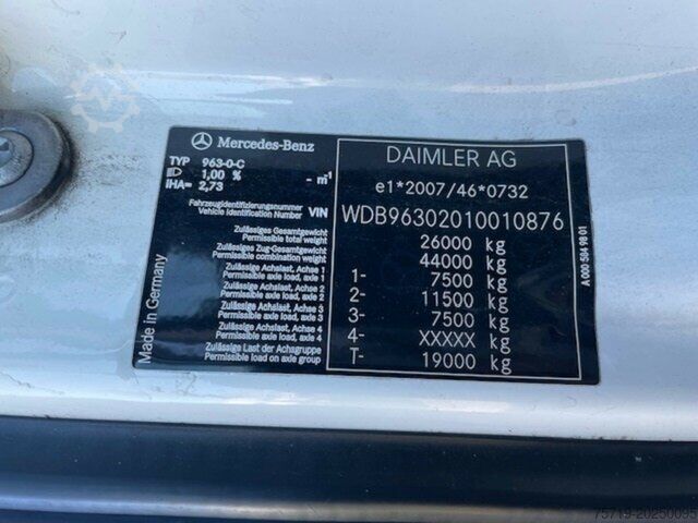 Vuilniswagen Mercedes-Benz 2533 Antos 6x2 Faun Vario 524