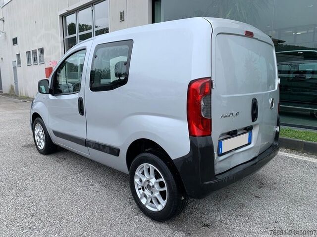Συμπαγές βαν FIAT Fiorino Combi 4 posti - Autocarro -