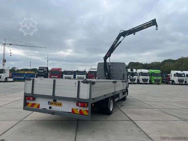 Vrachtwagen met kraan DAF LF 45 FA
