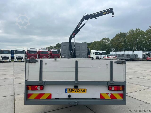 Vrachtwagen met kraan DAF LF 45 FA