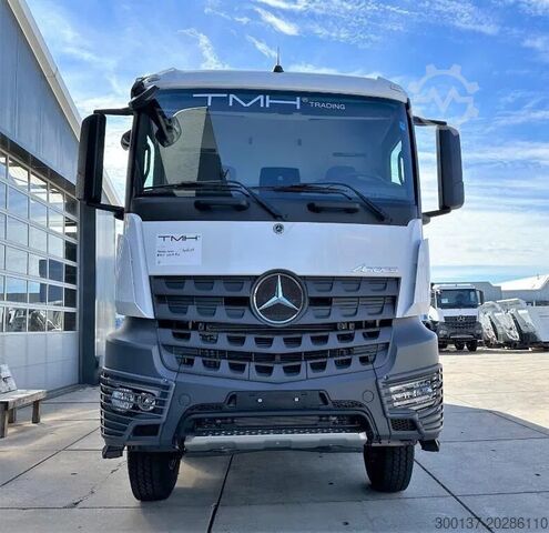 Sklápěč Mercedes-Benz Arocs 4140 K 8x4 Meiller Tipper