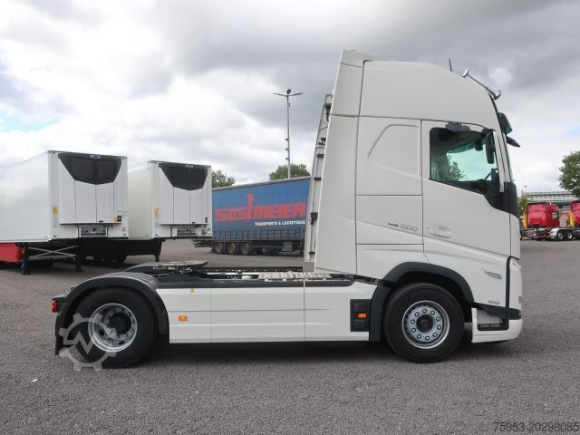 Standardní tahač Volvo FH 500 Globetrotter XL Retarder I-ParkCool