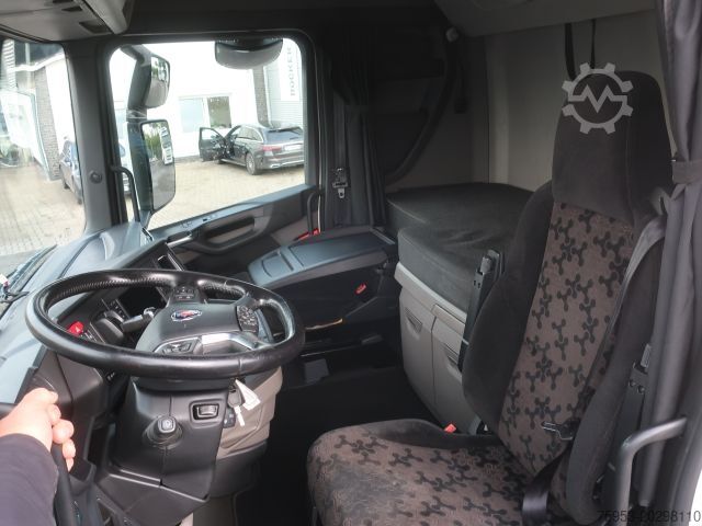 Standardni tegljač Scania S 450 Standklima Retrader