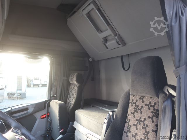 Standardni tegljač Scania S 450 Standklima Retrader