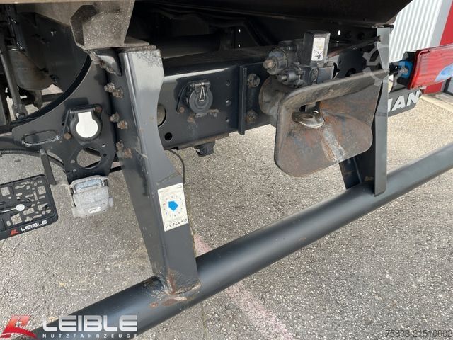 Flatbed truck MAN TGM 18.340LL*Pritsche 7,8m*VollLuft*Euro 5EEV*