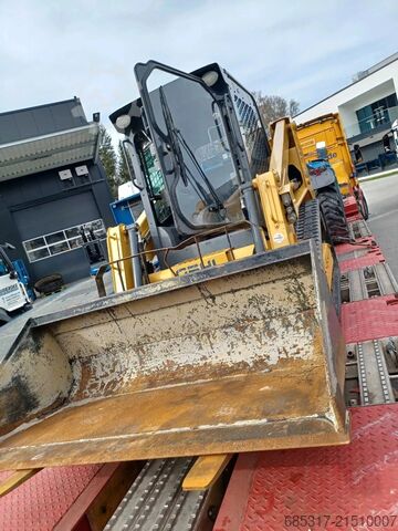 Kompakt yükleyiciler Gehl RT 175