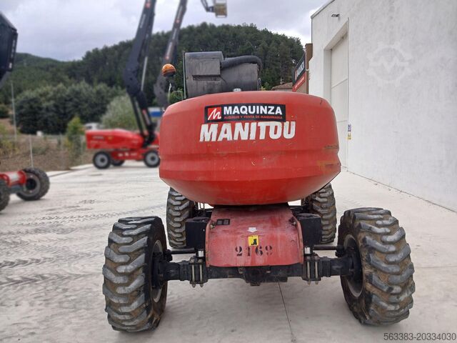 Knikarmhoogwerker Manitou 180ATJ