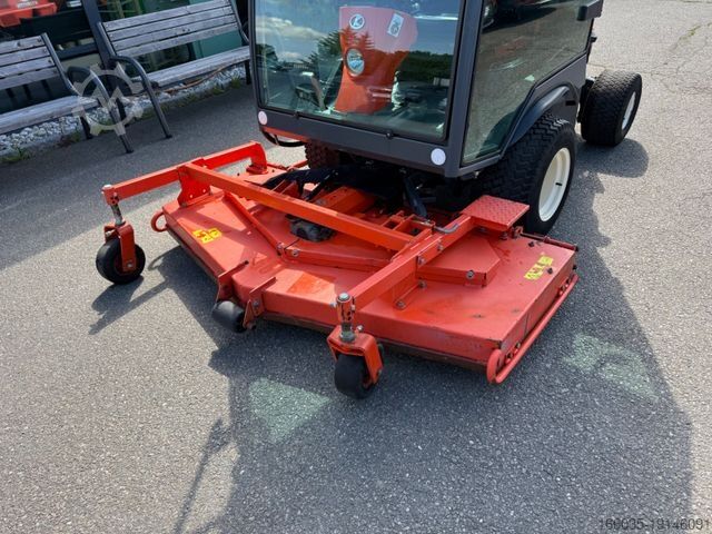 Mäher KUBOTA Großflächenfrontmäher F3680 4x4 mit Kabine 25KW