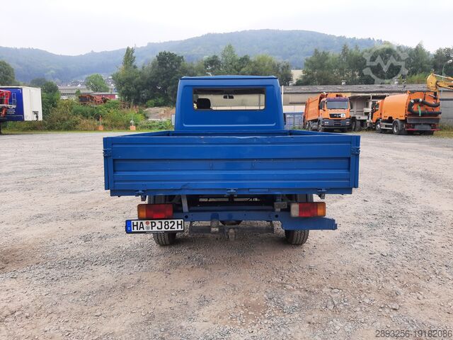 Vintage vrachtwagen Mercedes-Benz 310 D