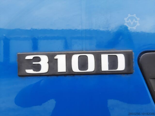 Vintage vrachtwagen Mercedes-Benz 310 D