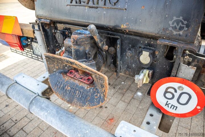 Haakarmsysteem MAN TGX 25.440 LL - HIAB 122 PRO