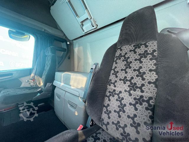 Standardní tahač Scania S 450 A4x2NA DIFF-L PARK AIRCO RETARDER HYDRO