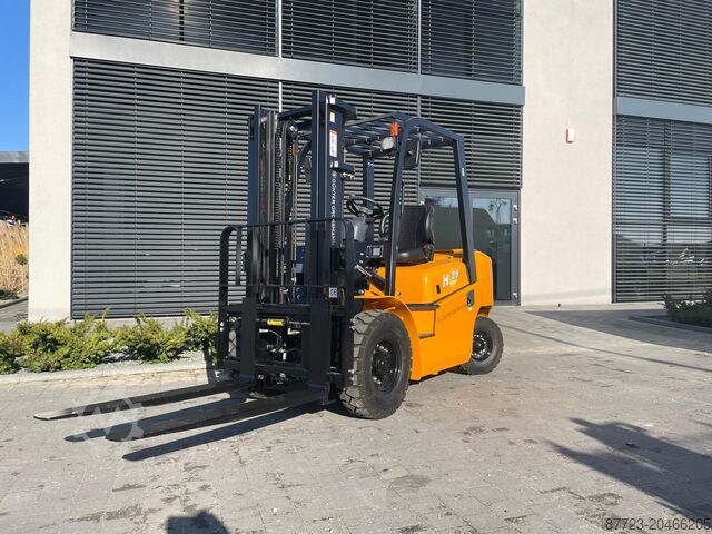 Gaffeltruck Gunter Grossmann 2,5T 3M