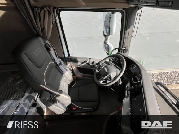 Standard SZM DAF XG 530 FT Alcoa Leder Vollluft Standklima