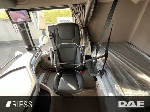 Standard SZM DAF XG 530 FT Alcoa Leder Vollluft Standklima